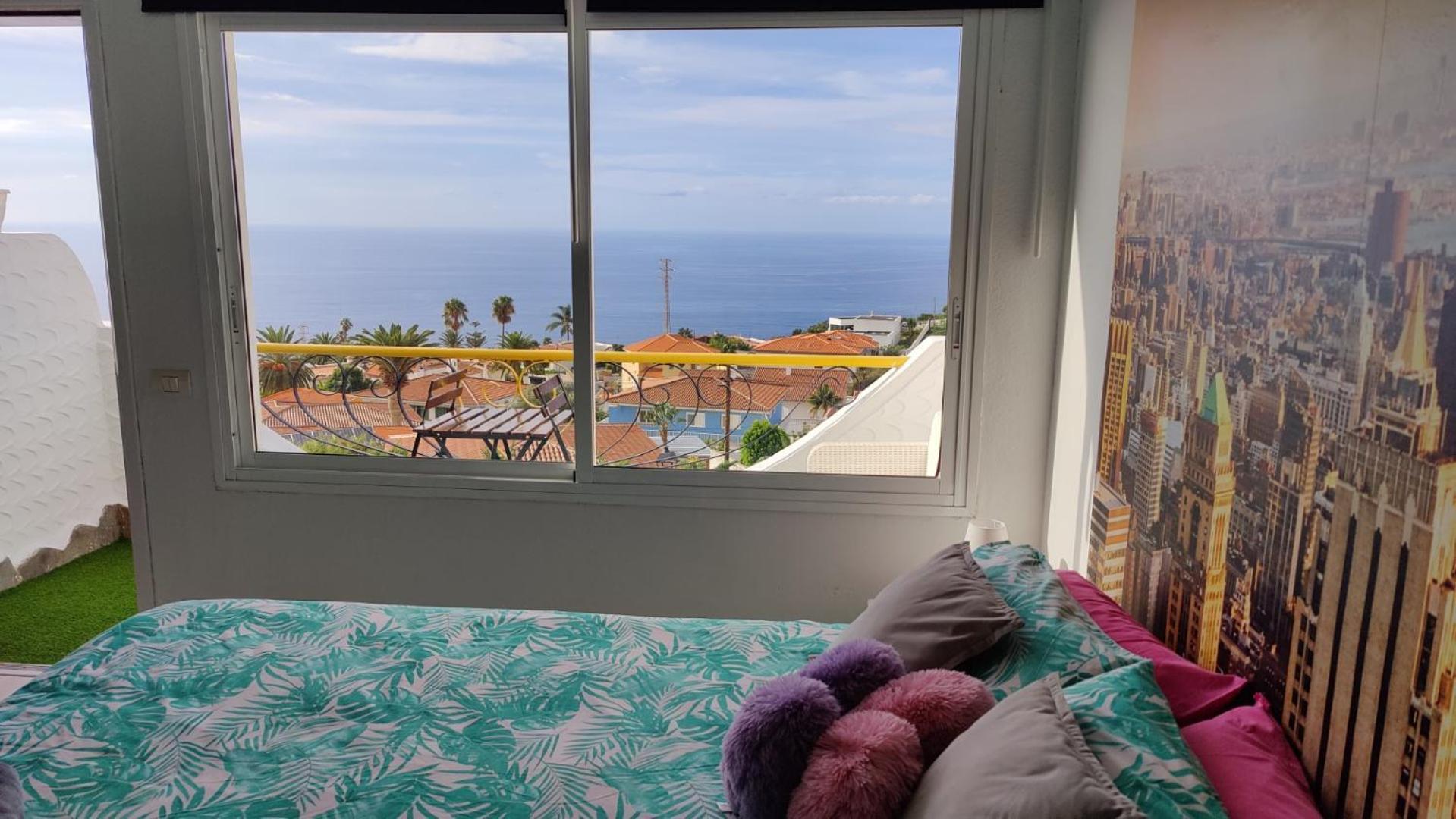 Luminous In Quiet Area Apartment